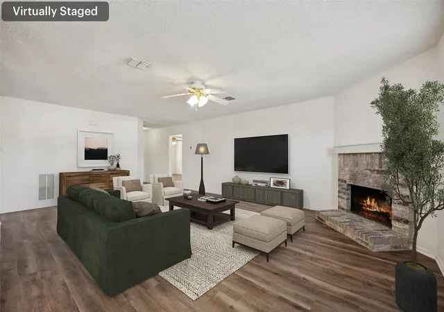 Homes for sale in Rockwall, TX | 1438 Stewart Dr, Rockwall, TX 75032 | MLS# 21080793