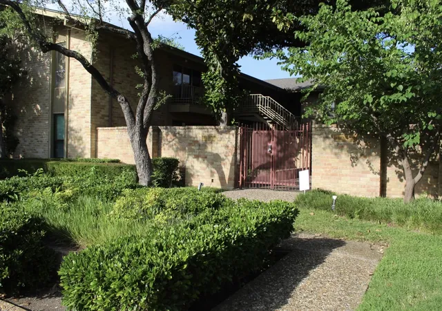 Photo 2 of Condo for sale at 11312 Park Central Pl #A, Dallas, TX 75230 | MLS# 21076159 | Listing updated on 2026-08-22