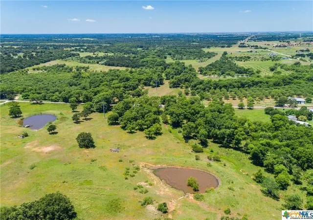 Photo 3 of House for sale at 4605 County Road 467, Elgin, TX 78621 | MLS# 21082050 | Listing updated on 2026-08-24