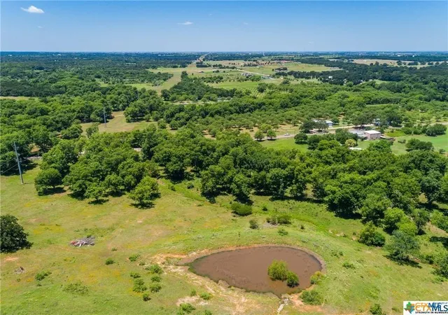 Photo 4 of House for sale at 4605 County Road 467, Elgin, TX 78621 | MLS# 21082050 | Listing updated on 2026-08-24
