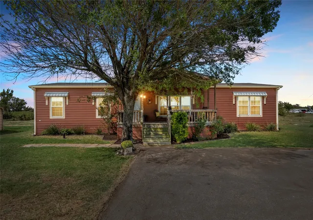 Photo 2 of Manufactured home for sale at 3449 Bluhm Rd, West, TX 76691 | MLS# 21084288 | Listing updated on 2026-07-06
