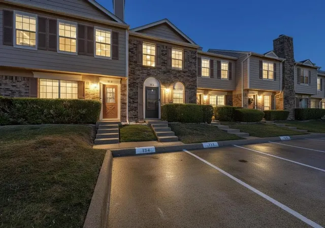 Homes for sale in Plano, TX | 2500 E Park Blvd #U3, Plano, TX 75074 | MLS# 21084429