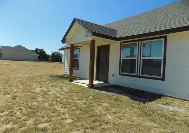 Photo 2 of Single family home for sale at 506 Pecan Tree Ct, Poolville, TX 76487 | MLS# 21084427 | Listing updated on 2026-09-28
