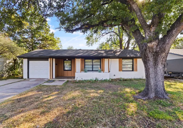 Photo 1 of Single family home for sale at 1809 Balla Way, Grand Prairie, TX 75051 | MLS# 21084609 | Listing updated on 2026-09-30