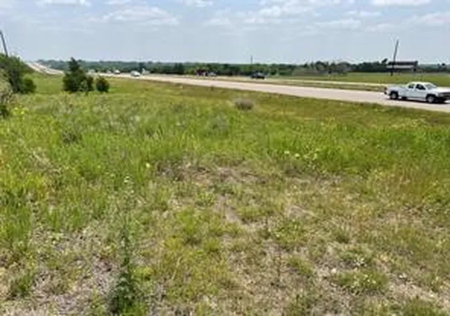 Photo 1 of Land for sale at 26652 W Us Hwy 82, Sherman, TX 75092 | MLS# 21083915 | Listing updated on 2026-08-18