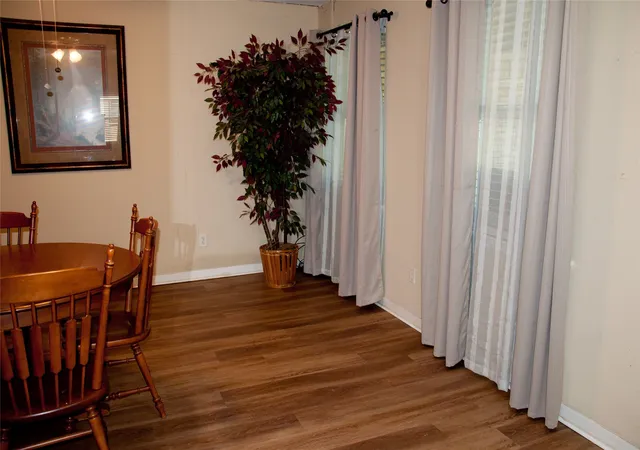 Photo 4 of Single family home for sale at 2509 Burnett Dr, Greenville, TX 75402 | MLS# 21081606 | Listing updated on 2026-10-05
