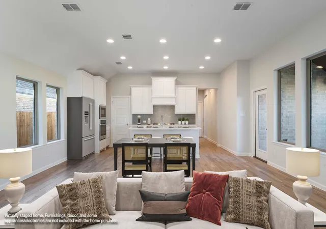 Photo 2 of Sale Pending at 2809 Fargo Mews, Rockwall, TX 75087 | MLS# 21085589 | Listing updated on 2026-08-03