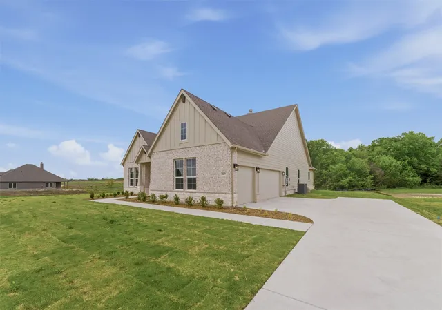 Photo 2 of Sale Pending at 9007 County Road 623, Blue Ridge, TX 75424 | MLS# 21086284 | Listing updated on 2026-10-05