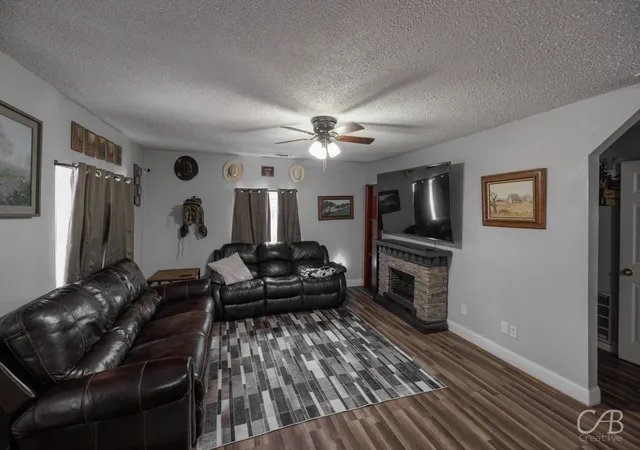 Homes for sale in Clyde, TX | 609 N 4Th St W, Clyde, TX 79510 | MLS# 21085885