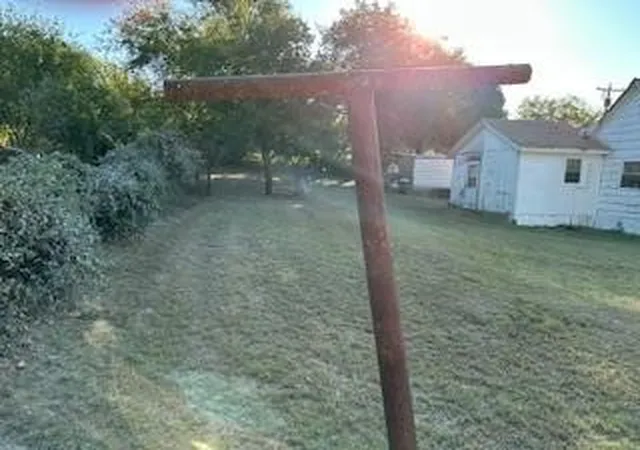 Photo 4 of Single family home for sale at 187 Hudson St, Newark, TX 76071 | MLS# 21085328 | Listing updated on 2026-09-17