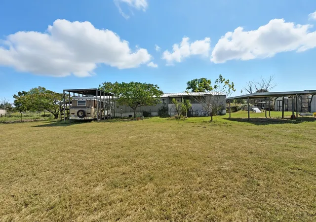 Homes for sale in Springtown, TX | 144 Oak Meadows Dr, Springtown, TX 76082 | MLS# 21086581