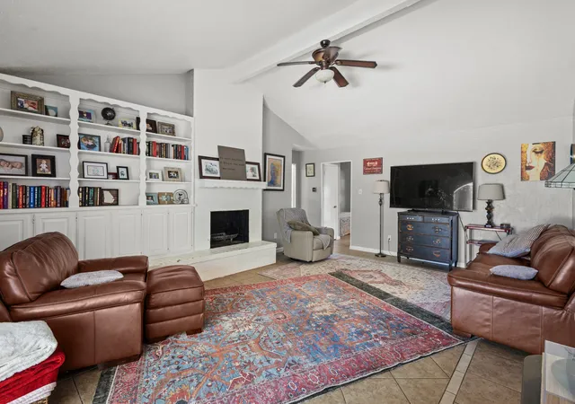 Photo 4 of Single family home for sale at 6533 Circleview Dr, North Richland Hills, TX 76180 | MLS# 21086659 | Listing updated on 2026-08-22