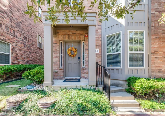 Homes for sale in Addison, TX | 3888 Everwood Ln, Addison, TX 75001 | MLS# 21085988