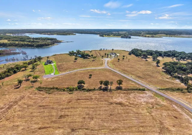 Homes for sale in Honey Grove, TX | 315 Lakewood Ln, Honey Grove, TX 75446 | MLS# 21087316