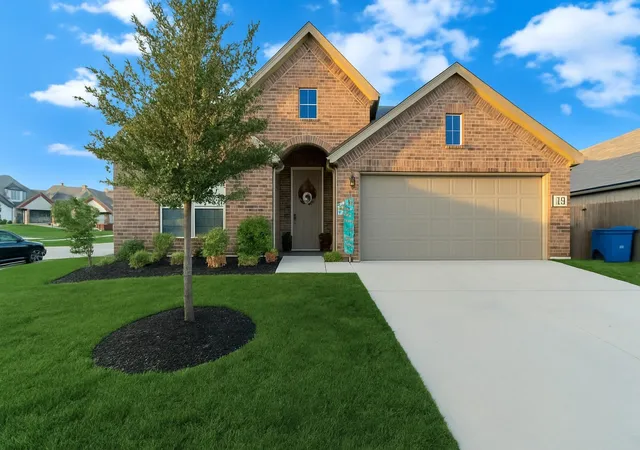 Photo 2 of Single family home for sale at 120 Cheryl Dr, Keene, TX 76059 | MLS# 21079323 | Listing updated on 2026-08-29