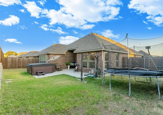 Photo 3 of Single family home for sale at 120 Cheryl Dr, Keene, TX 76059 | MLS# 21079323 | Listing updated on 2026-08-29