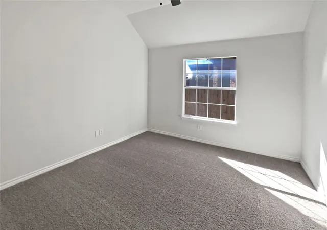 Photo 4 of Sale Pending at 7108 Brekenridge Dr, Fort Worth, TX 76179 | MLS# 21088816 | Listing updated on 2026-07-16