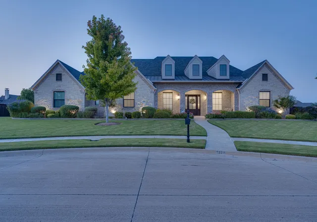 2nd image of 2209 Lyon, Midlothian, TX 76065 | MLS# 21089496