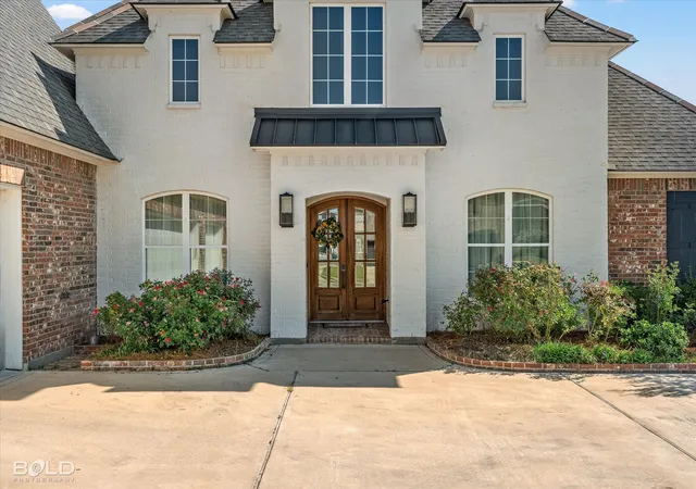 3rd image of 402 Erie Cir, Bossier City, LA 71111 | MLS# 21087984