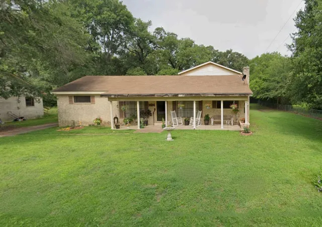 Photo 1 of Single family home for sale at 609 N Martin St, Malakoff, TX 75148 | MLS# 21086349 | Listing updated on 2026-09-06