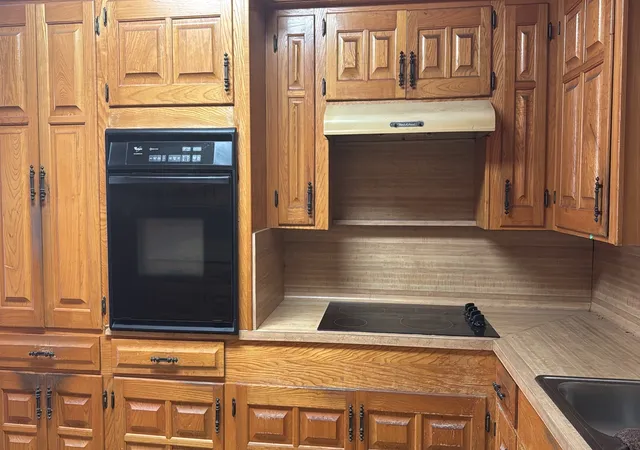 Photo 4 of Single family home for sale at 609 N Martin St, Malakoff, TX 75148 | MLS# 21086349 | Listing updated on 2026-09-06