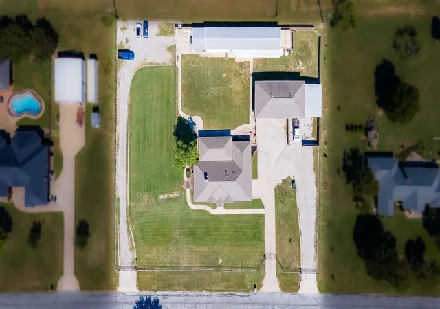 Photo 3 of Multi family home for sale at 4768 Pebble Creek Dr, Aubrey, TX 76227 | MLS# 21086048 | Listing updated on 2026-09-28