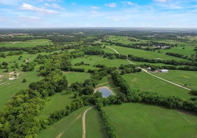 Photo 2 of Sale Pending at 510 N D Ranch Rd, Waxahachie, TX 75167 | MLS# 21089920 | Listing updated on 2026-08-29