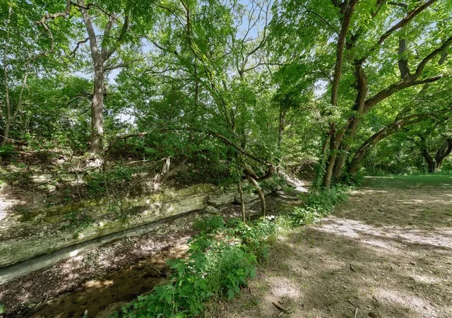 Photo 3 of Sale Pending at 510 N D Ranch Rd, Waxahachie, TX 75167 | MLS# 21089920 | Listing updated on 2026-08-29
