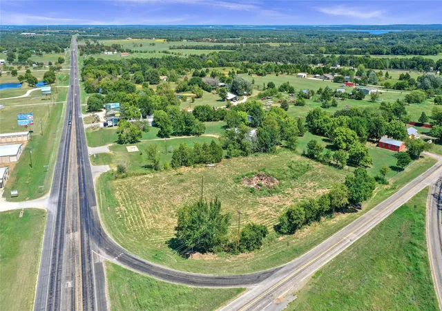 Photo 2 of Land for sale at 27960 Us Hwy 377, Gordonville, TX 76245 | MLS# 21089959 | Listing updated on 2026-09-21