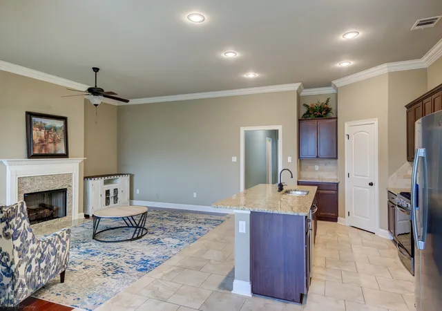 4th image of 1900 Valdemar Pl, Bossier City, LA 71112 | MLS# 21091091