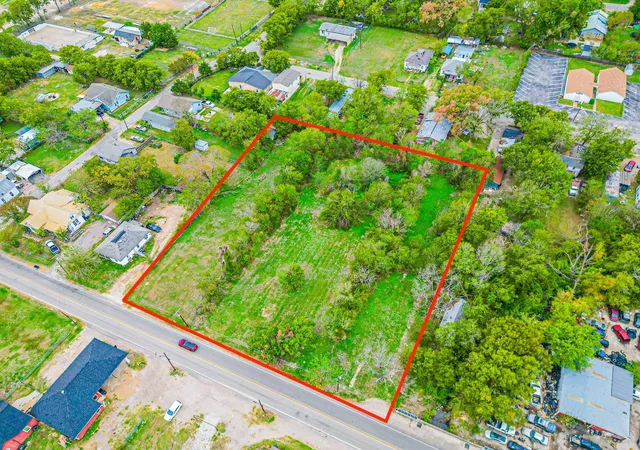 Photo 1 of Land for sale at 840 S 15th St, Corsicana, TX 75110 | MLS# 21086724 | Listing updated on 2026-08-22