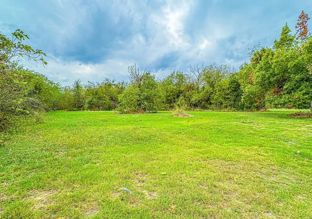 Photo 4 of Land for sale at 840 S 15Th St, Corsicana, TX 75110 | MLS# 21086724 | Listing updated on 2026-08-22