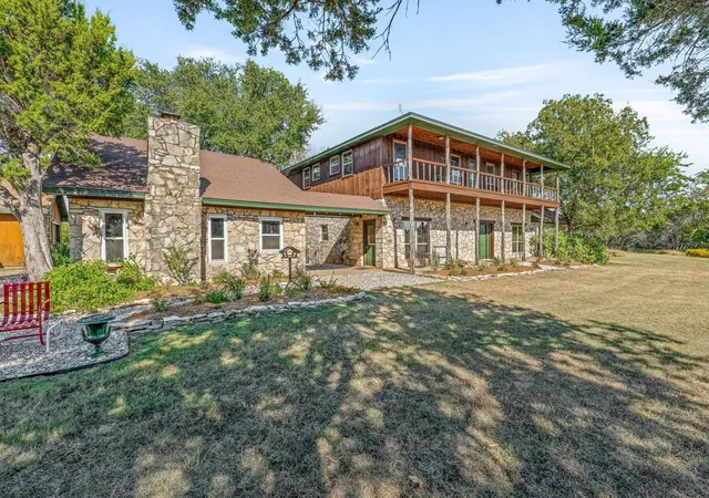 Photo 3 of Sale Pending at 2691 County Road 2007, Glen Rose, TX 76043 | MLS# 21087611 | Listing updated on 2026-07-13