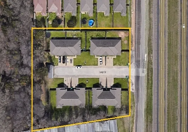 Homes for sale in Waco, TX | 860 N Lacy Dr, Waco, TX 76705