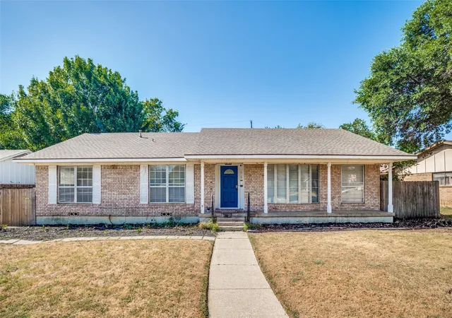 Photo 1 of Single family home for sale at 1319 Tulane Dr, Denton, TX 76201 | MLS# 21086255 | Listing updated on 2026-08-23