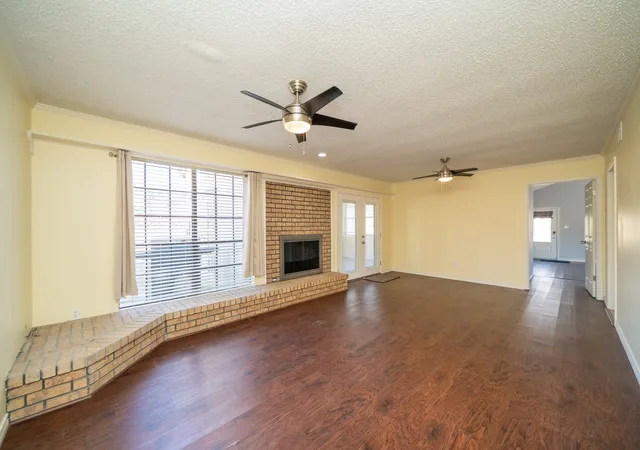Photo 4 of Sale Pending at 2801 Northridge Dr, Longview, TX 75605 | MLS# 21089664 | Listing updated on 2026-09-22