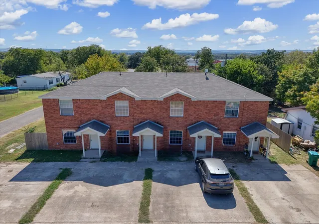 Multi family home for sale at 106 Bluebonnet St #4, Gatesville, TX 76528 | MLS# 21089263