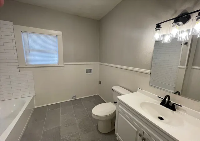 Homes for sale in Bowie, TX | 800 Jefferson St, Bowie, TX 76230 | MLS# 21092683