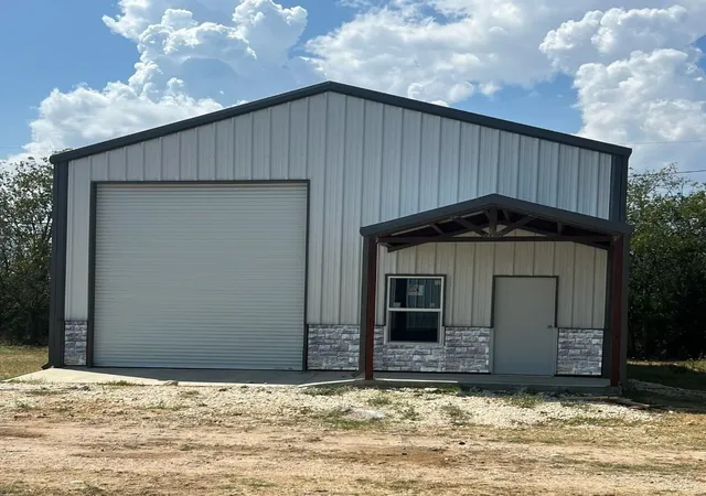 Homes for sale in Clifton, TX | 122 Private Road 1756a, Clifton, TX 76634 | MLS# 21092690
