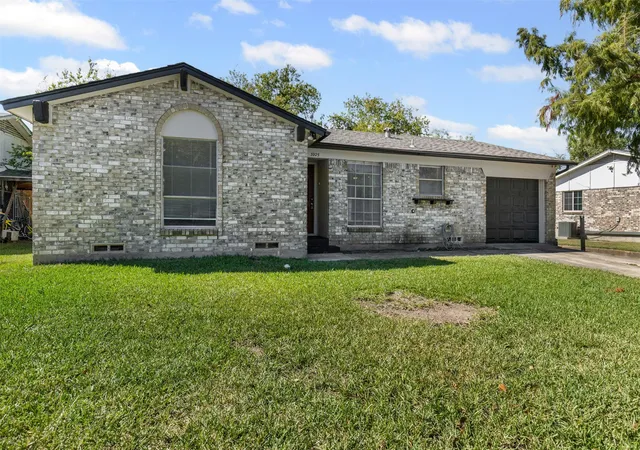 1st image of 3925 Sapling Dr, Balch Springs, TX 75180 | MLS# 21089003