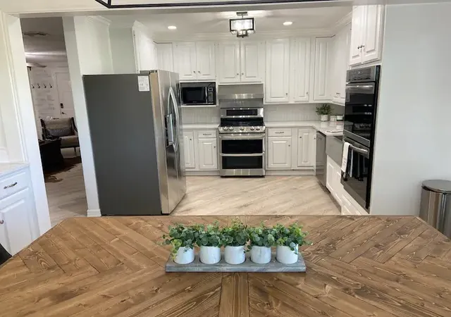 Photo 4 of Single family home for sale at 1402 Posey Brewer Rd, Sunset, TX 76270 | MLS# 21086057 | Listing updated on 2026-08-28