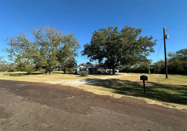 Homes for sale in Mexia, TX | 492 Lcr 431, Mexia, TX 76667 | MLS# 21093085