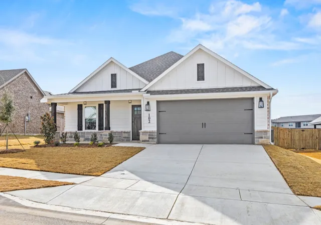 3rd image of 102 Maverick Trl, Valley View, TX 76272 | MLS# 21094161