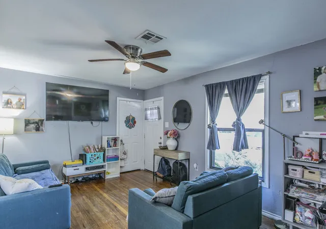 Photo 3 of Sale Pending at 3612 Hay Ave, Waco, TX 76711 | MLS# 21094053 | Listing updated on 2026-07-24