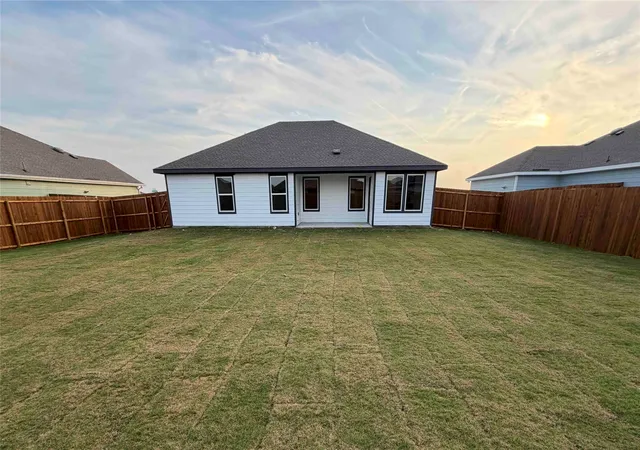 Homes for sale in Nevada, TX | 308 American Elm Dr, Nevada, TX 75173 | MLS# 21094277
