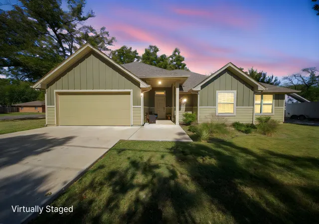 Homes for sale in Tioga, TX | 109 S Florence St, Tioga, TX 76271 | MLS# 21093781