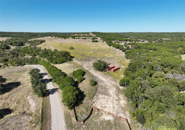 Homes for sale in Bluff Dale, TX | 8901 Edwards Rd, Bluff Dale, TX 76433 | MLS# 21094754