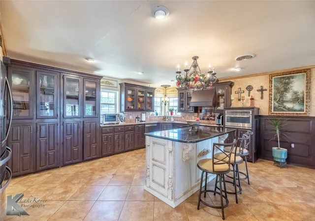 Photo 4 of Single family home for sale at 48 Poverty Point Cr, Abilene, TX 79601 | MLS# 21093768 | Listing updated on 2026-07-20