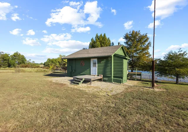 Homes for sale in Honey Grove, TX | 300 County Road 27100, Honey Grove, TX 75446 | MLS# 21095091