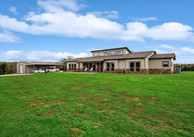 Homes for sale in Tioga, TX | 812 Mckenzie Rd, Tioga, TX 76271 | MLS# 21095369